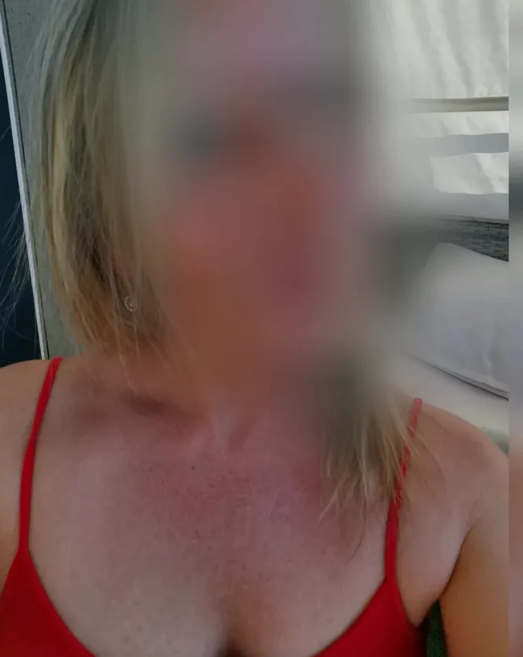 Ailsa, 36