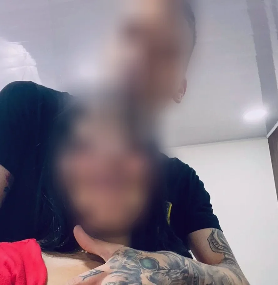 Daisy, 25