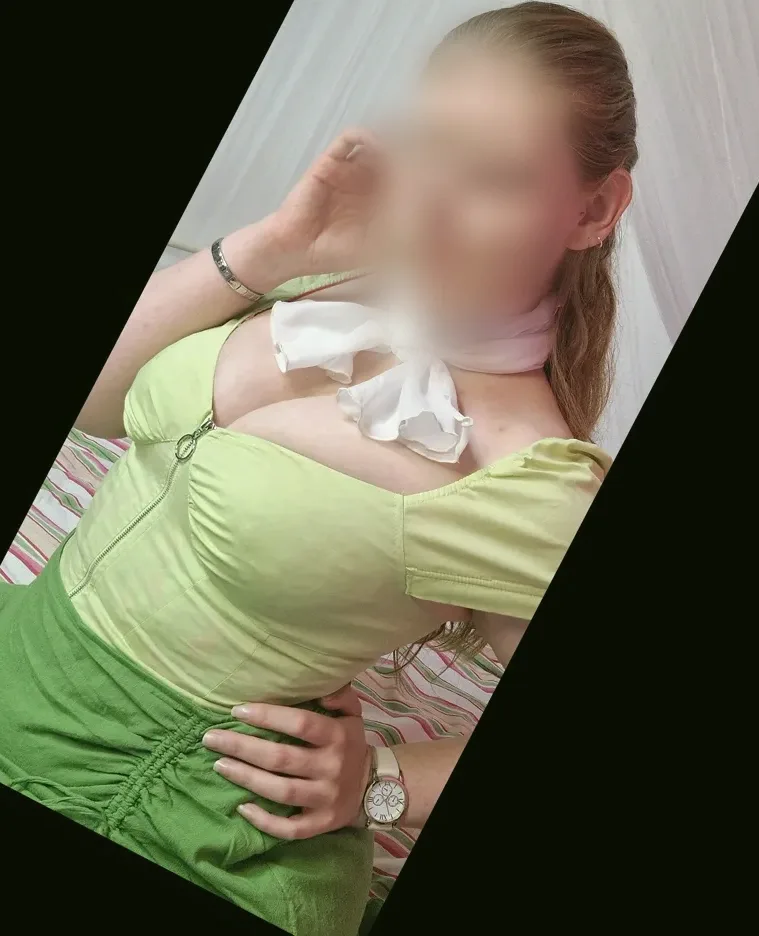 Rosie, 20